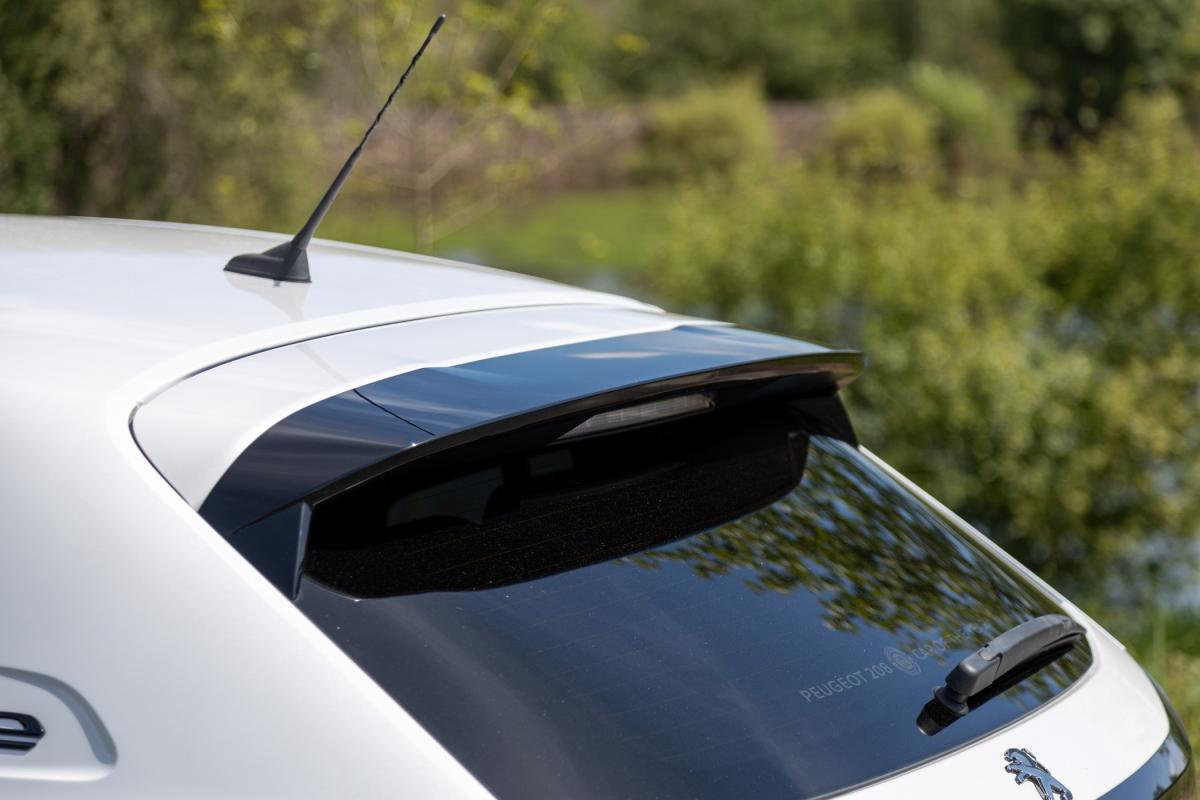 peugeot-208-2020-eletrico-0cc