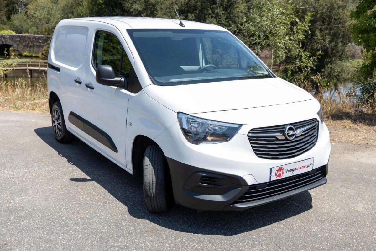 opel-combo-2021-diesel-1499cc
