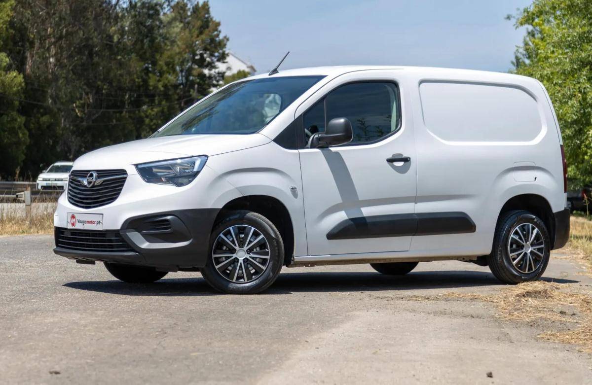 opel-combo-2021-diesel-1499cc