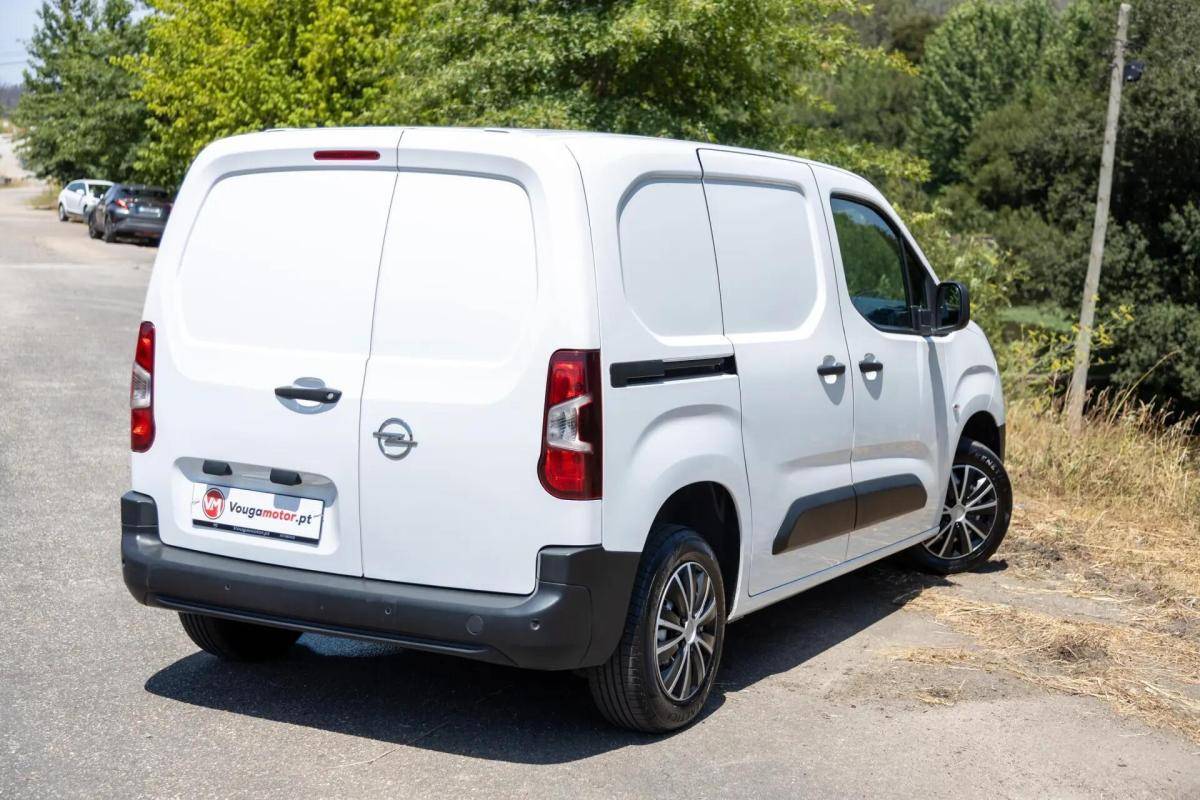 opel-combo-2021-diesel-1499cc