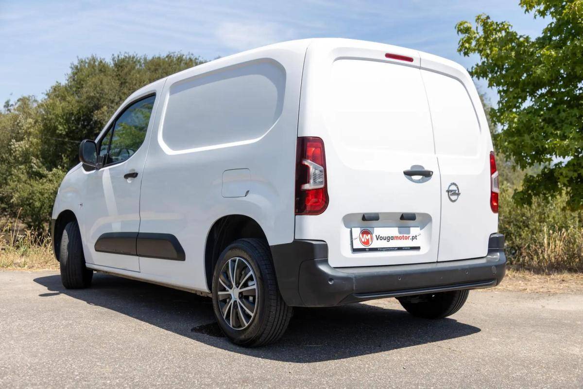 opel-combo-2021-diesel-1499cc