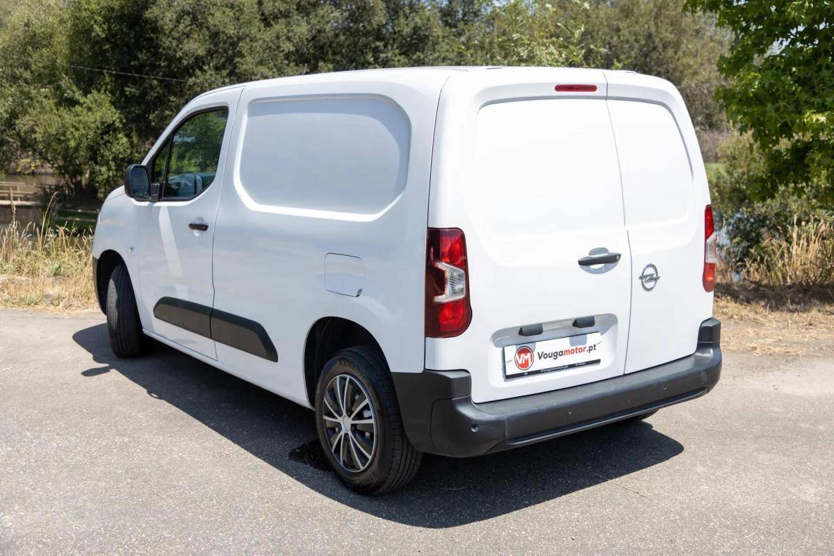 opel-combo-2021-diesel-1499cc