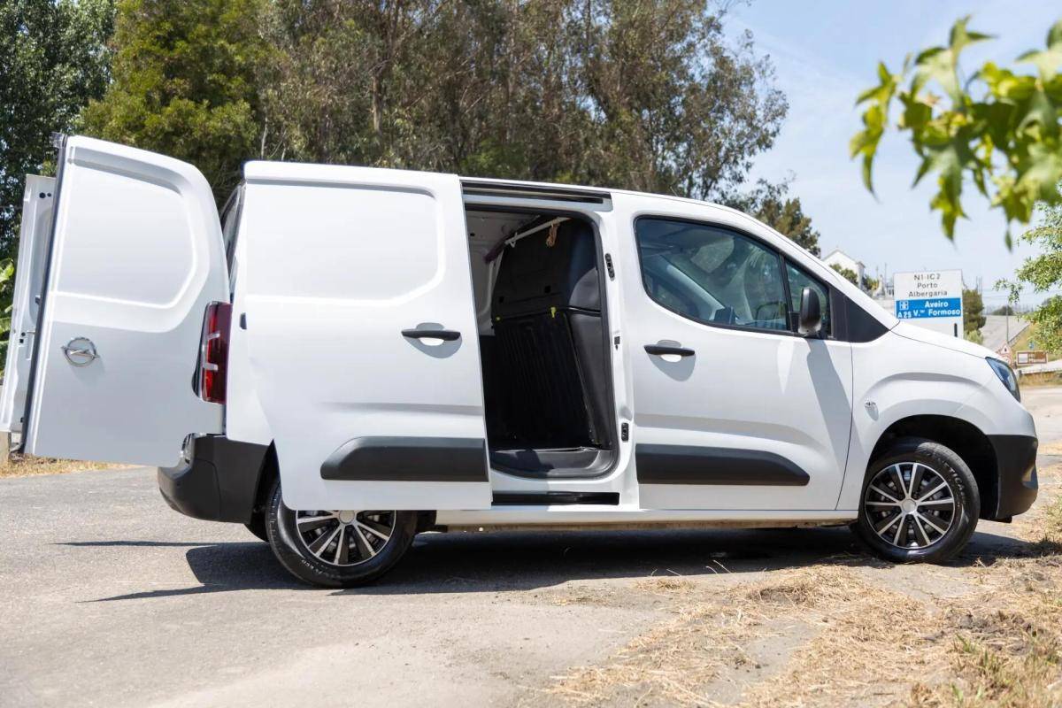 opel-combo-2021-diesel-1499cc