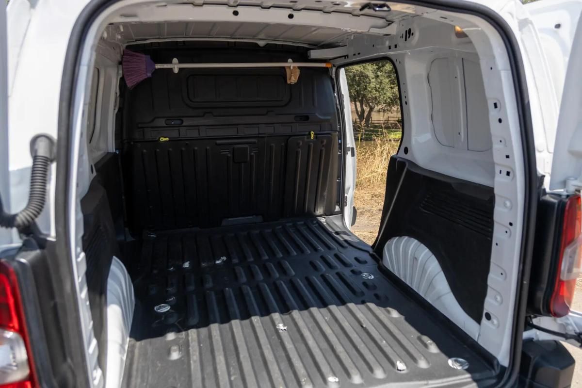 opel-combo-2021-diesel-1499cc