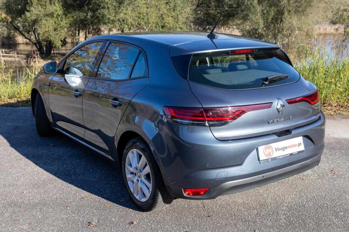renault-megane-2022-diesel-1461cc