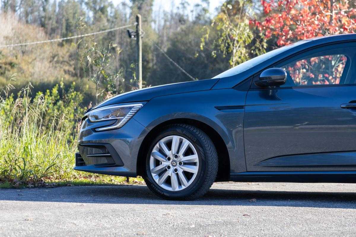 renault-megane-2022-diesel-1461cc