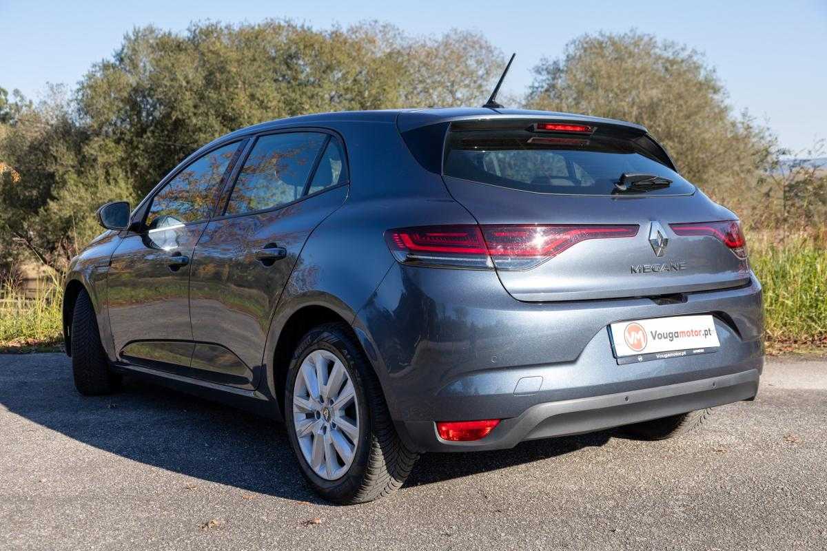 renault-megane-2022-diesel-1461cc