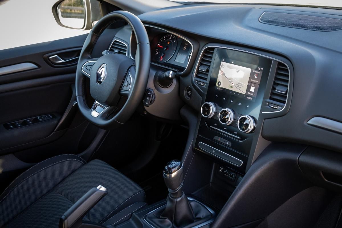 renault-megane-2022-diesel-1461cc