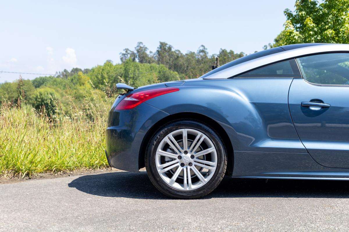 peugeot-rcz-2010-gasolina-1598cc