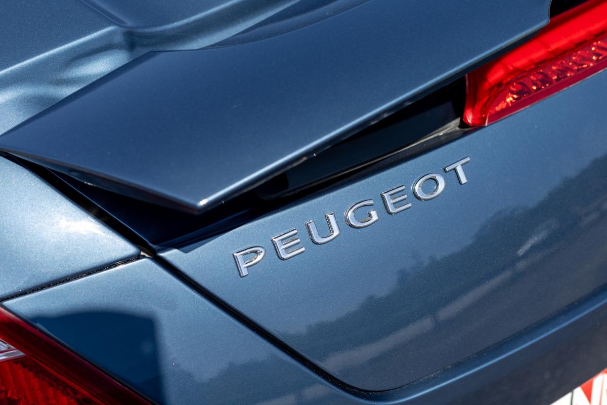 peugeot-rcz-2010-gasolina-1598cc