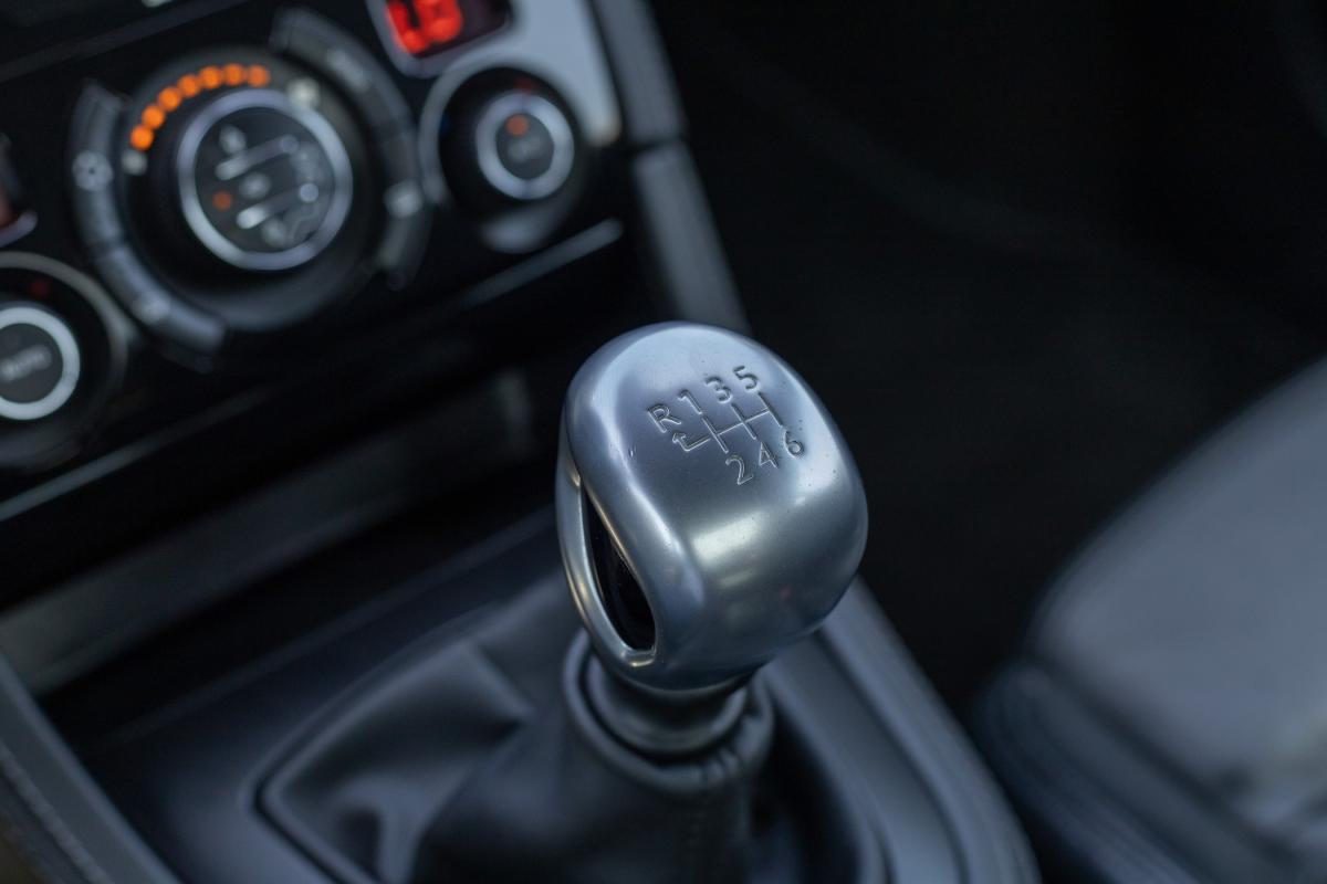 peugeot-rcz-2010-gasolina-1598cc