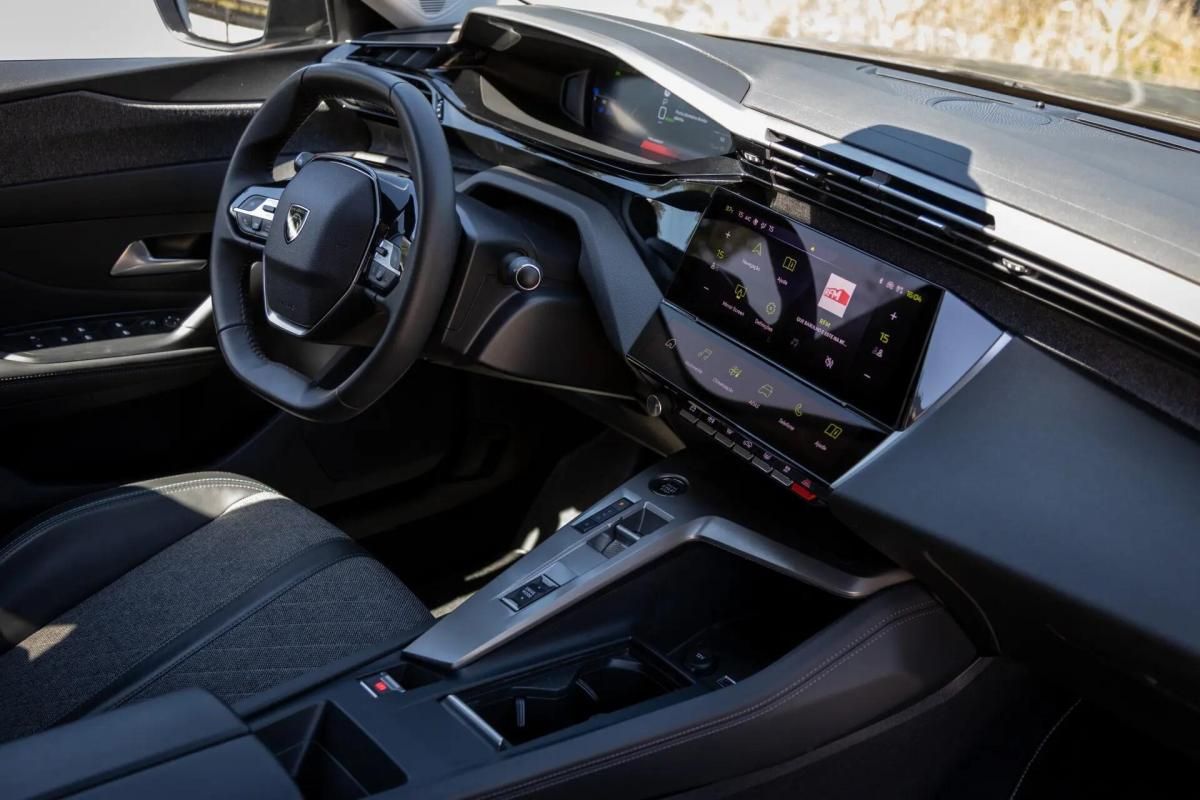 peugeot-408-2023-hibrido-a-gasolina-1598cc