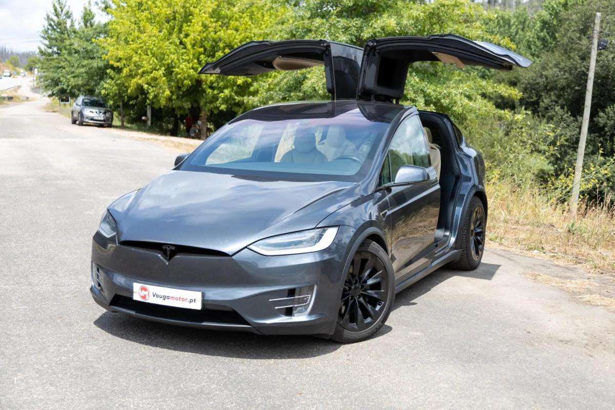 tesla-model-x-2016-eletrico-0cc