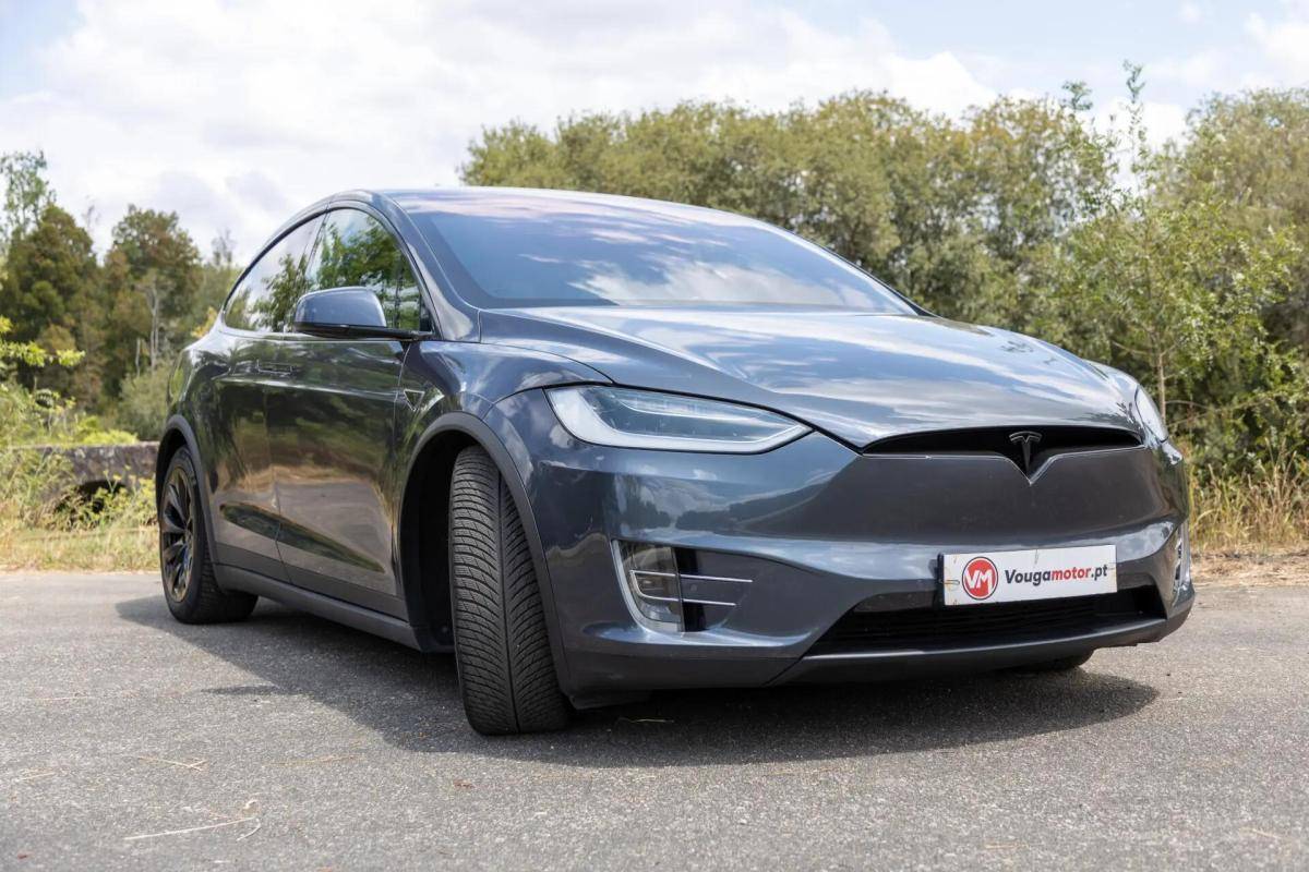 tesla-model-x-2016-eletrico-0cc