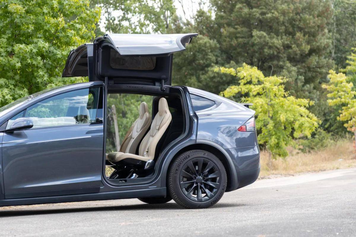 tesla-model-x-2016-eletrico-0cc