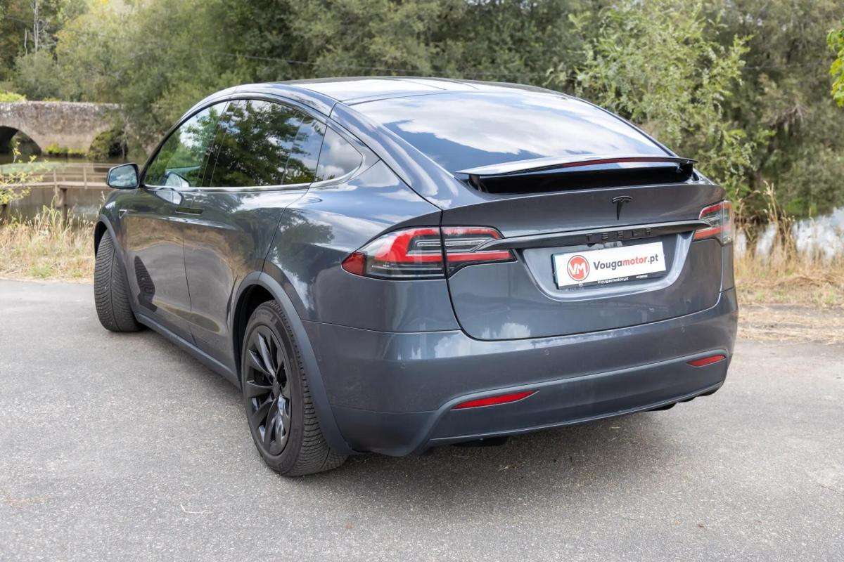 tesla-model-x-2016-eletrico-0cc
