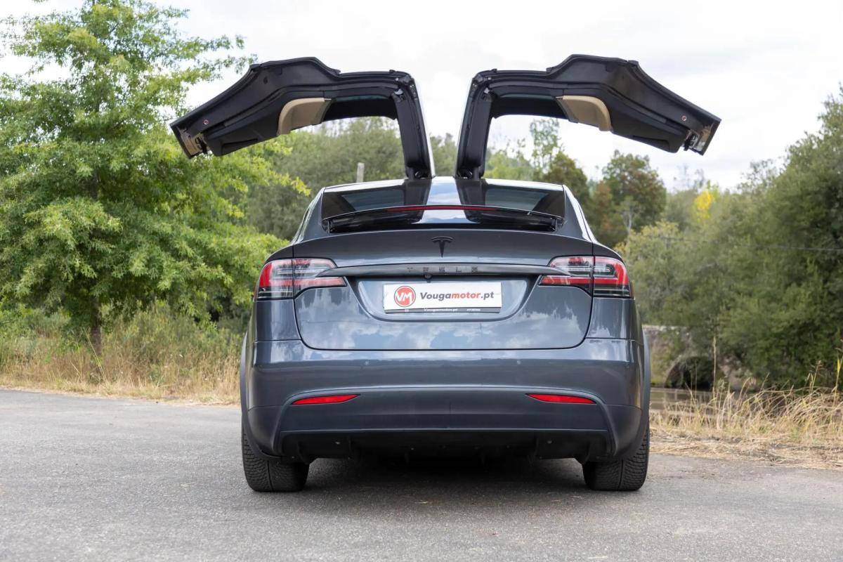 tesla-model-x-2016-eletrico-0cc