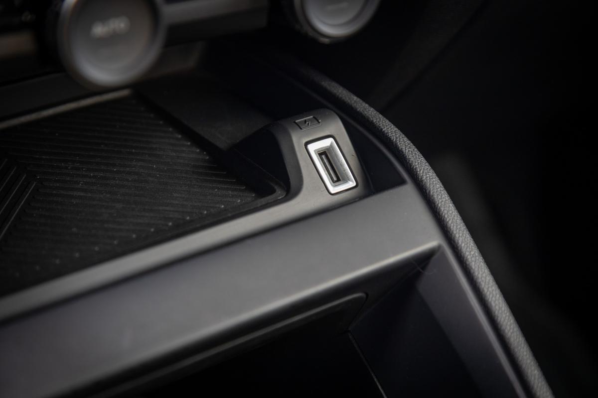 citroen-c4-2023-diesel-1499cc