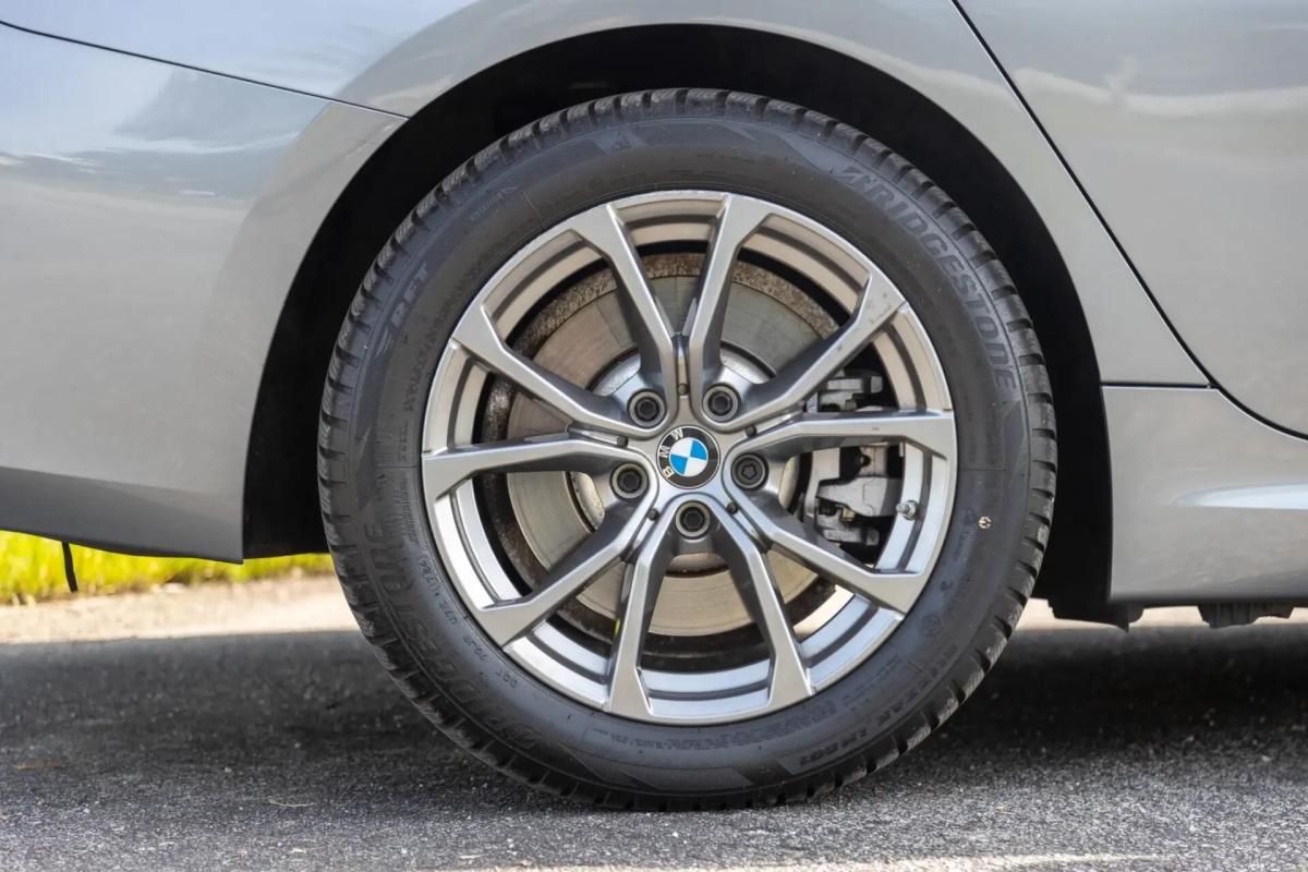 bmw-serie-3-320e-2022-hibrido-a-gasolina-1998cc