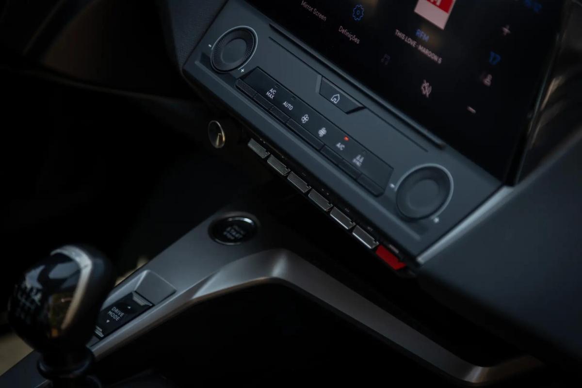 peugeot-308-2022-gasolina-1199cc