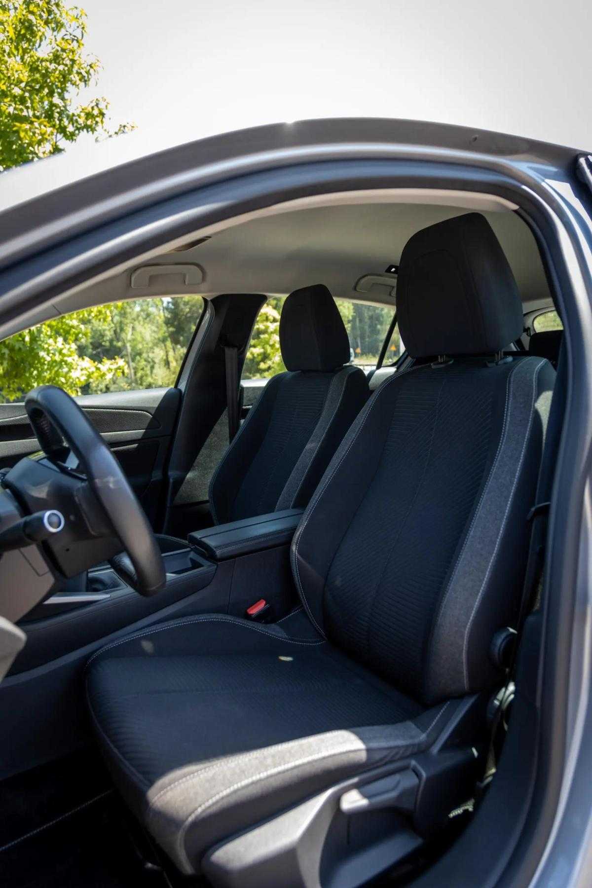 peugeot-308-2022-gasolina-1199cc