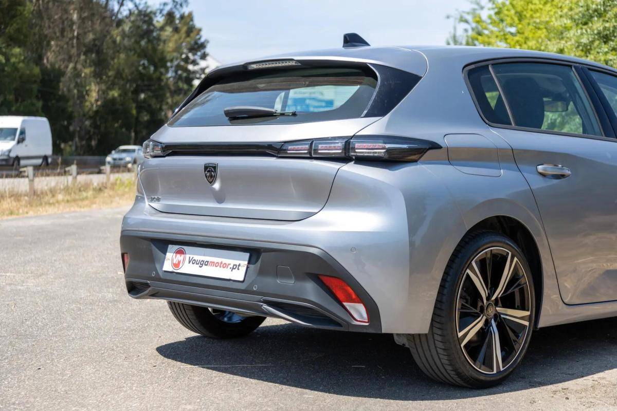peugeot-308-2022-gasolina-1199cc