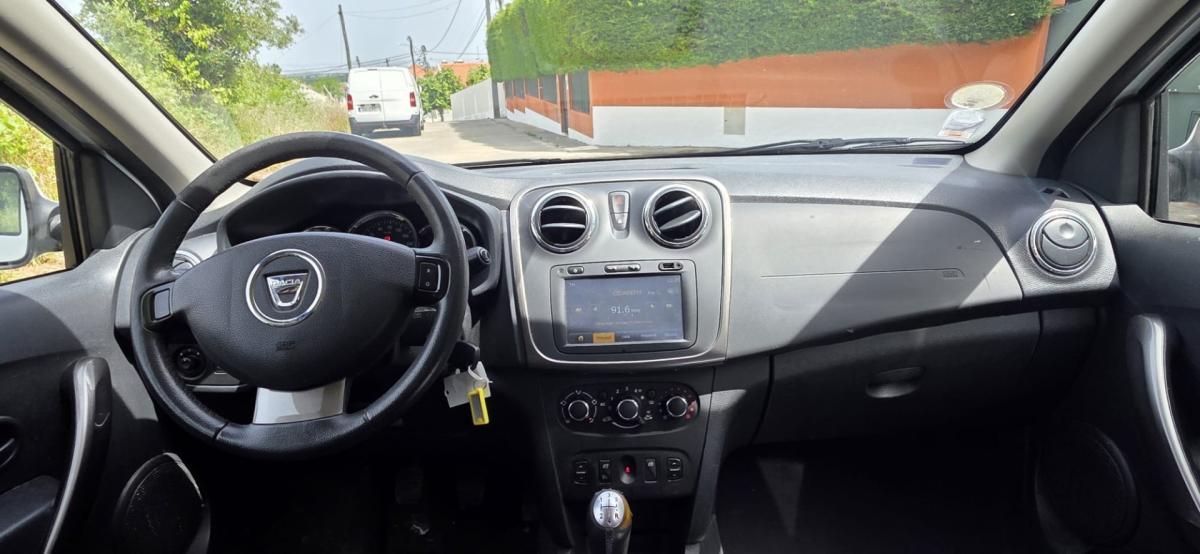 dacia-sandero-2015-diesel-1461cc