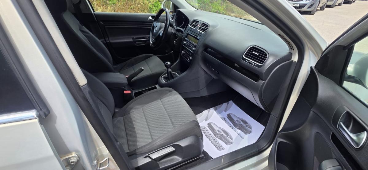 volkswagen-golf-variant-2010-diesel-1598cc