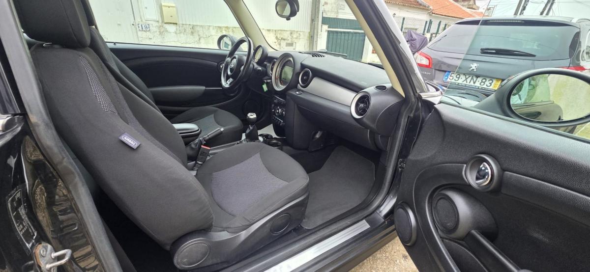 mini-cooper-2011-diesel-1560cc