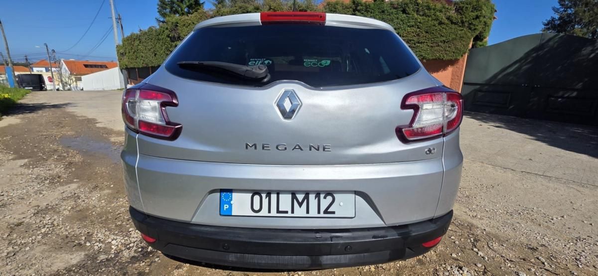 renault-megane-sport-tourer-2011-diesel-1461cc