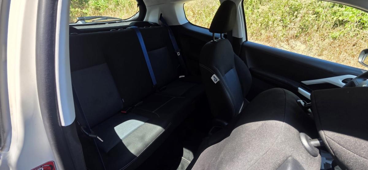 peugeot-208-2014-gasolina-999cc