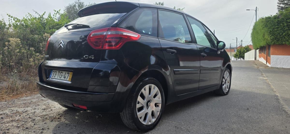 citroen-c4-picasso-2010-diesel-1560cc