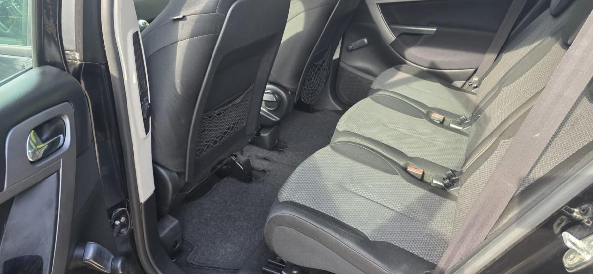 citroen-c4-picasso-2010-diesel-1560cc