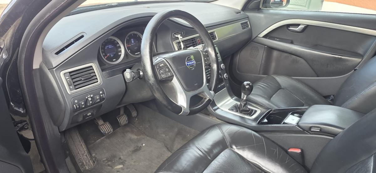 volvo-v70-2010-diesel-1560cc