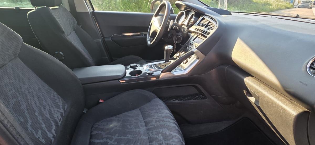 peugeot-3008-2010-diesel-1560cc