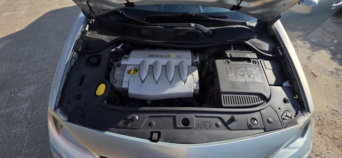 renault-megane-cabrio-2004-gasolina-1598cc