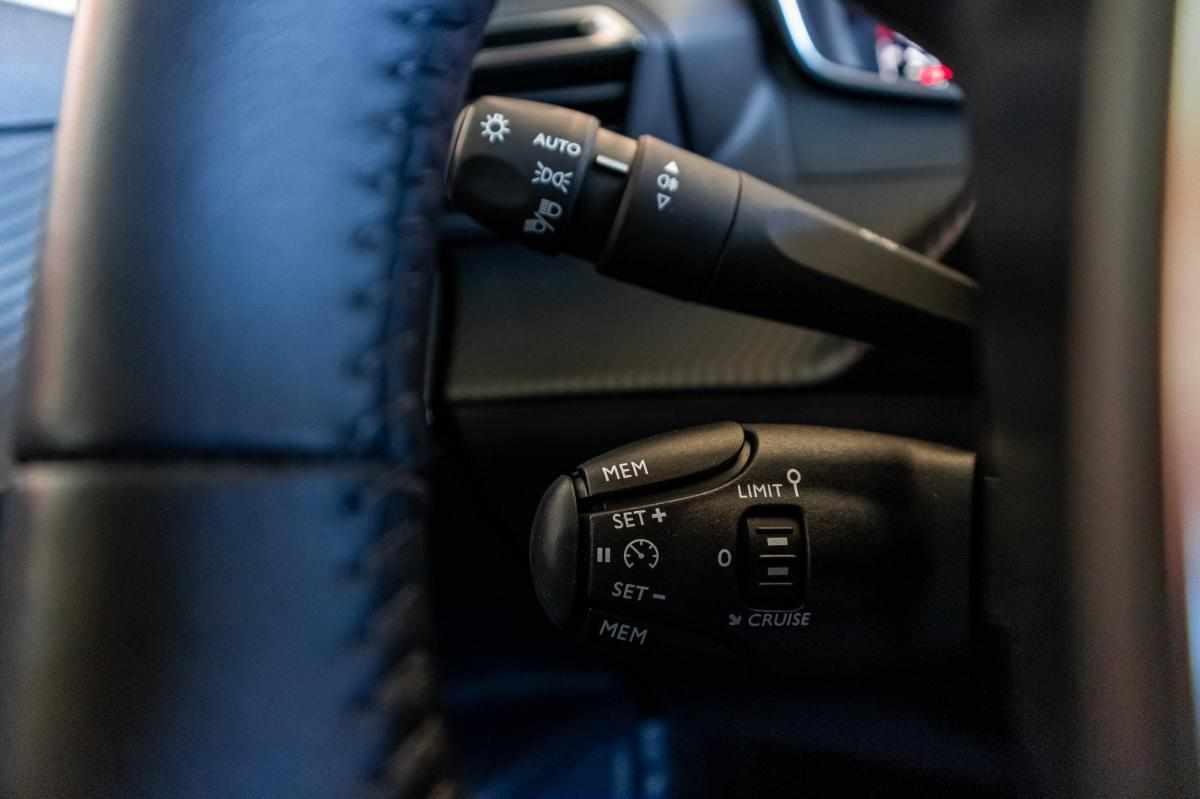 peugeot-2008-1-2-puretech-2024-gasolina-1199cc