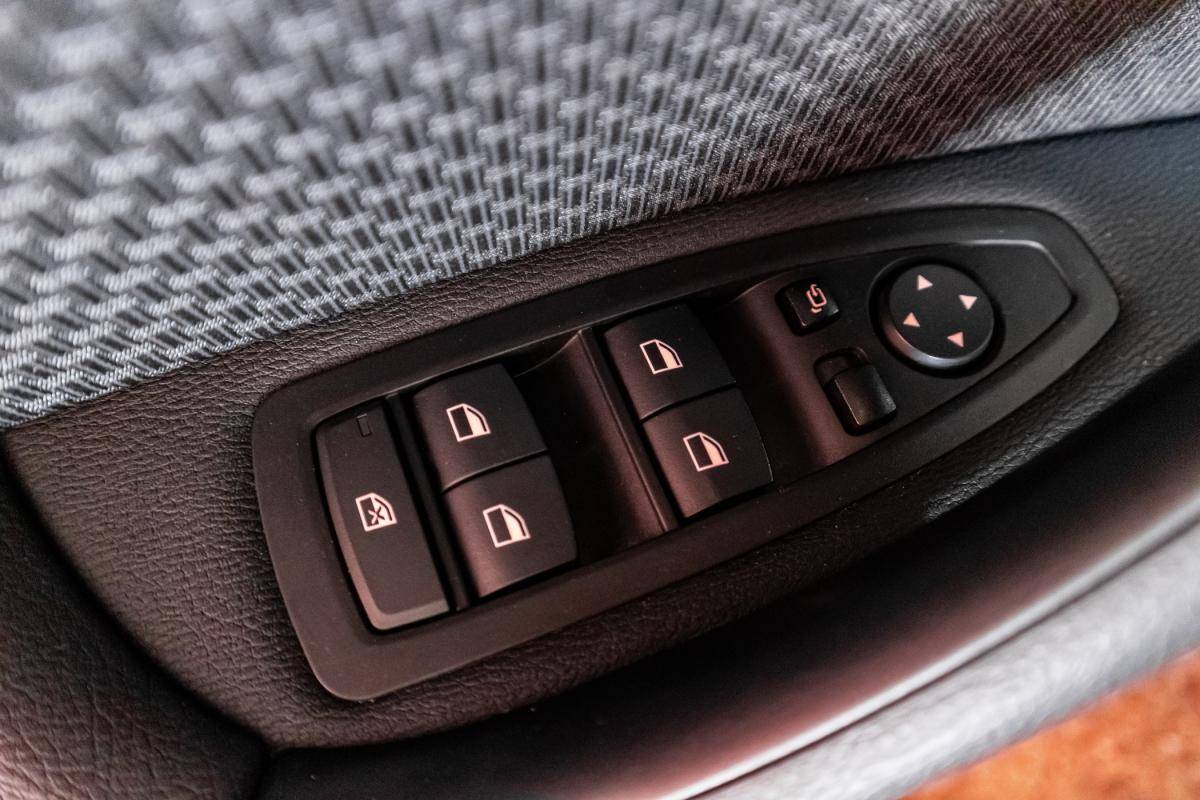 bmw-x1-2021-diesel-1496cc