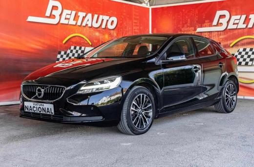 volvo-v40-2-0-d3-2019-diesel-1969cc
