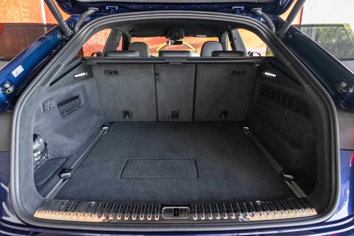 audi-q8-60-tfsi-e-v6-quattro-2021-gasolina-2995cc