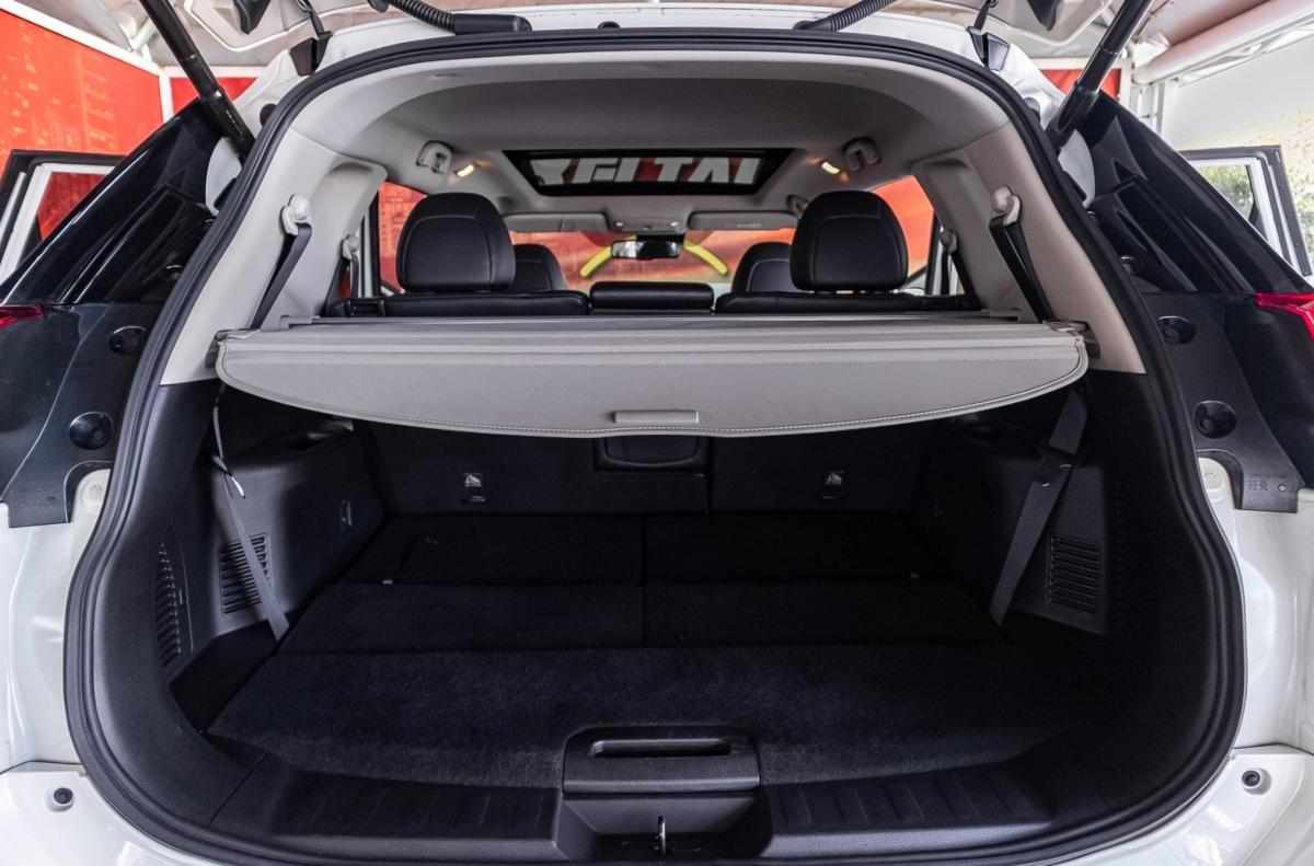nissan-x-trail-1-7-dci-awd-2021-diesel-1749cc