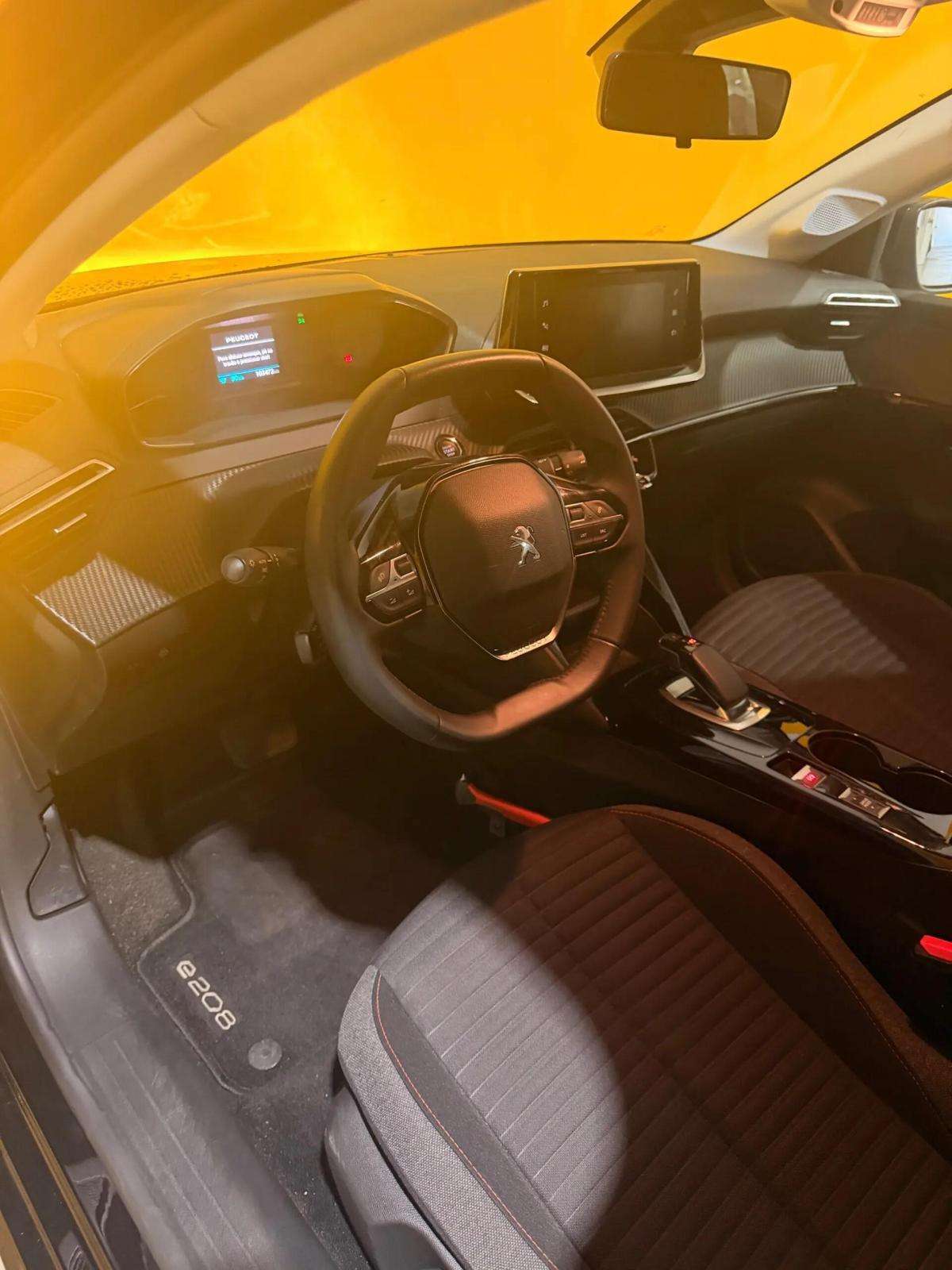 peugeot-e-208-2021-eletrico-0cc