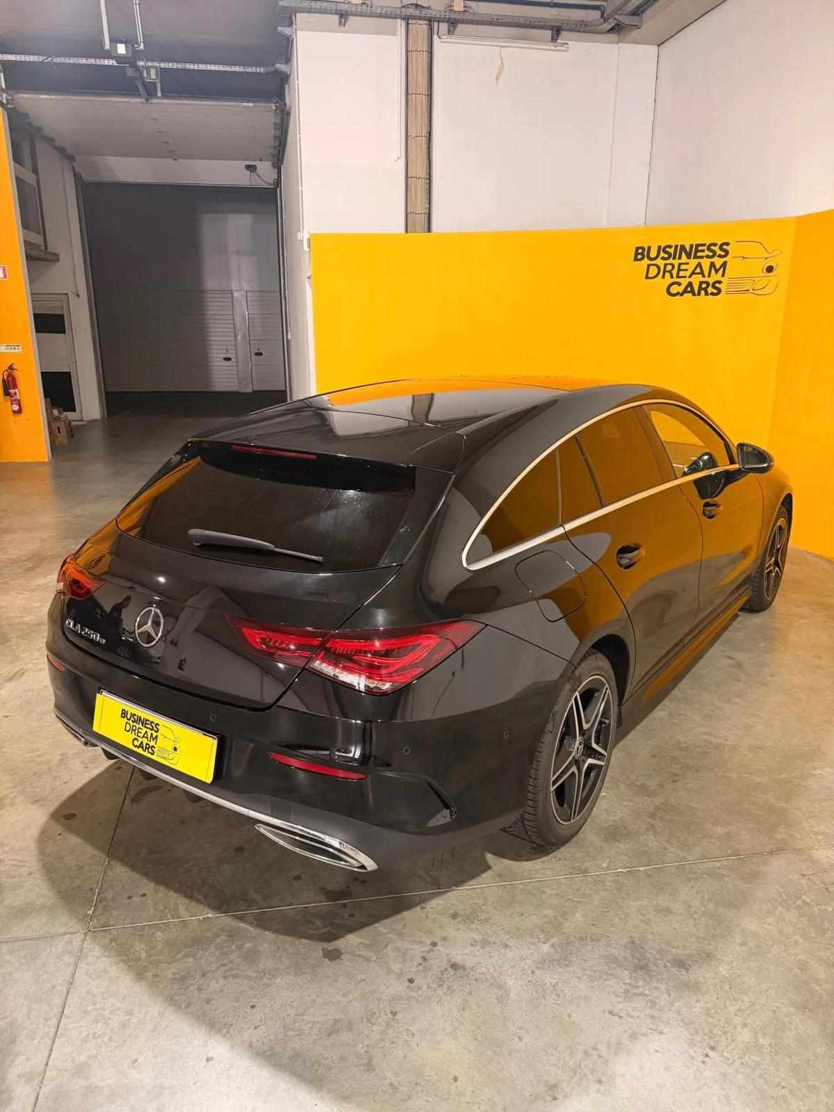 mercedes-benz-cla-250e-2023-hibrido-a-gasolina-1332cc