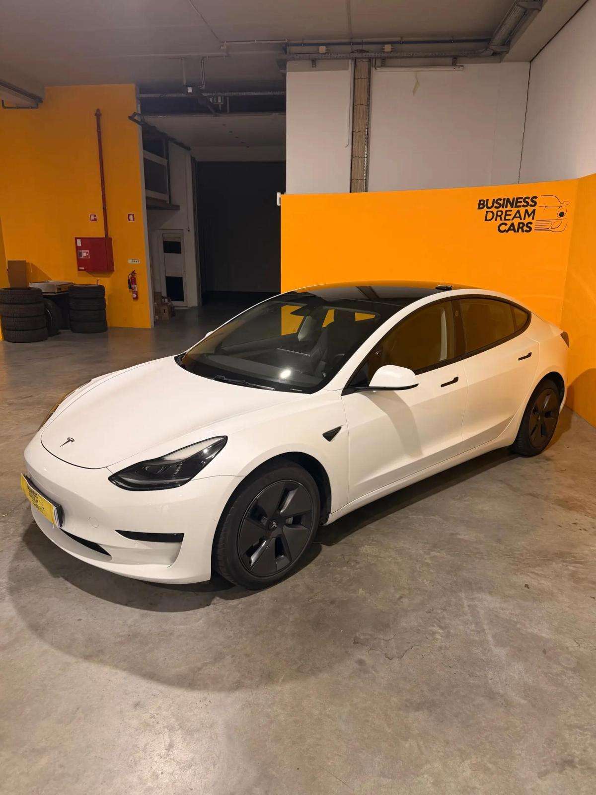 tesla-model-3-2021-eletrico-0cc
