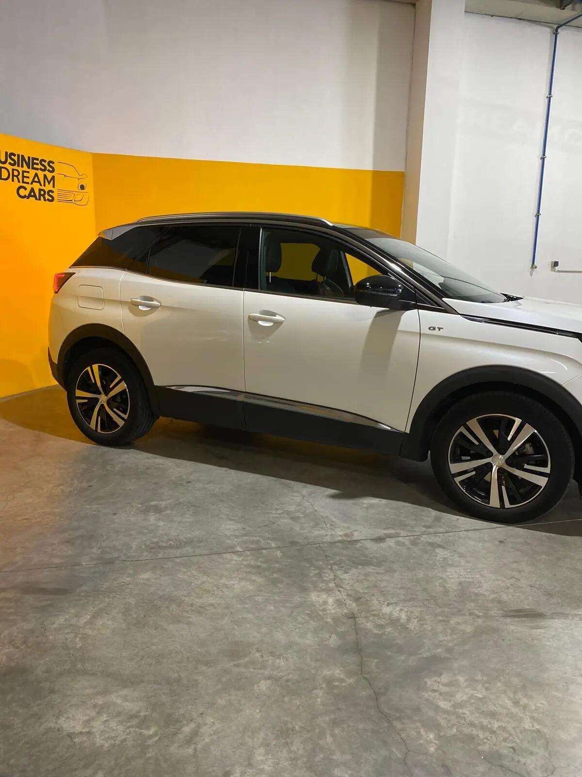 peugeot-3008-2023-gasolina-1199cc