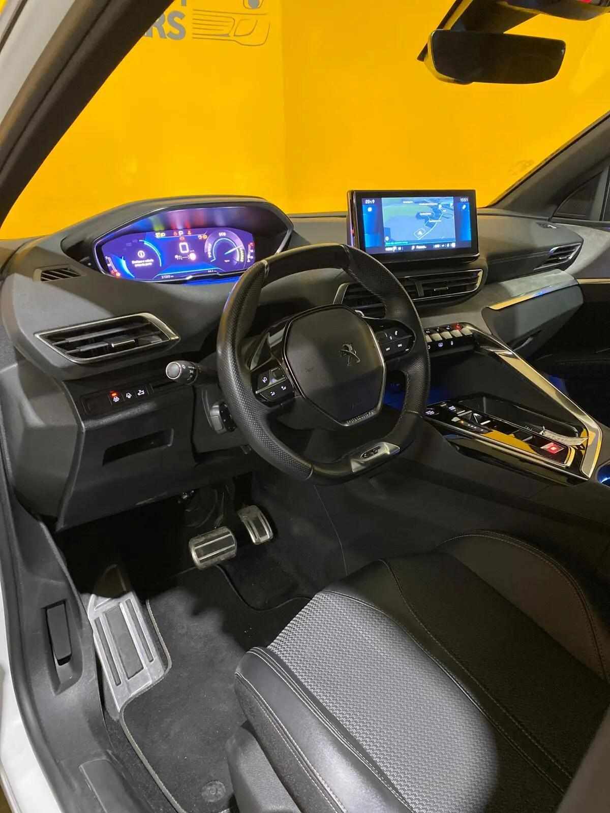 peugeot-3008-2023-gasolina-1199cc