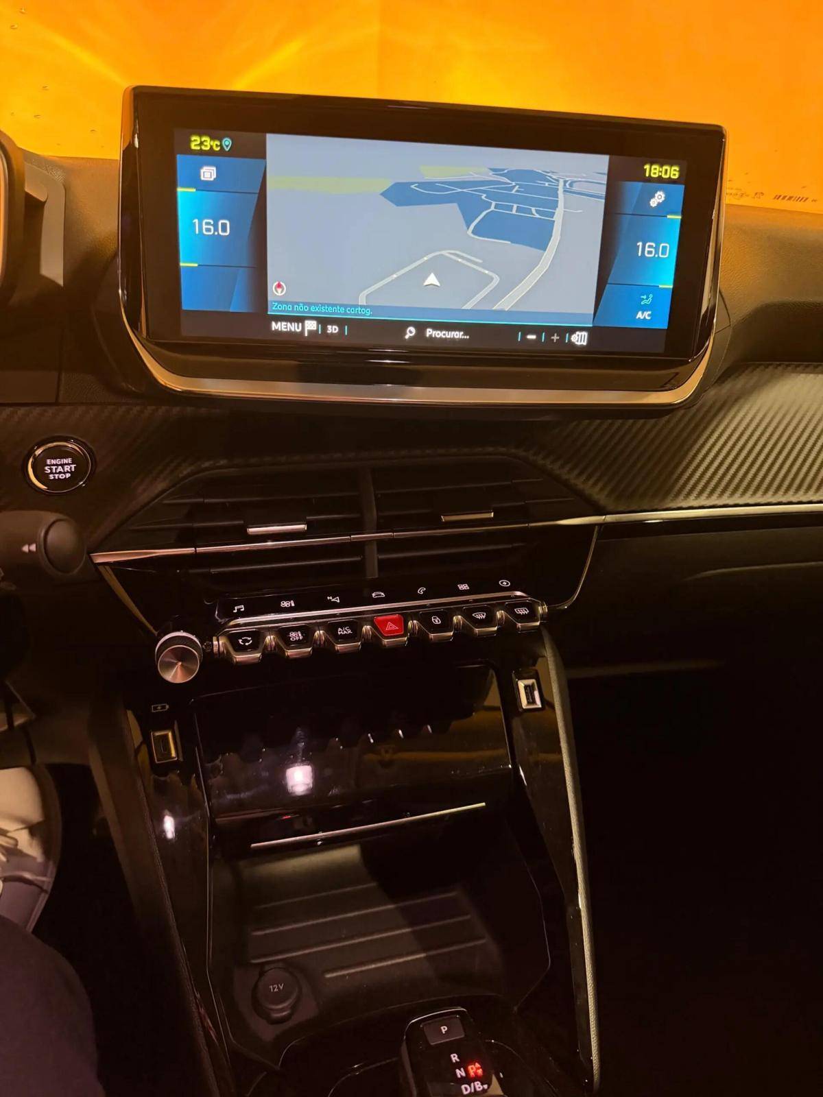 peugeot-e-2008-2021-eletrico-0cc
