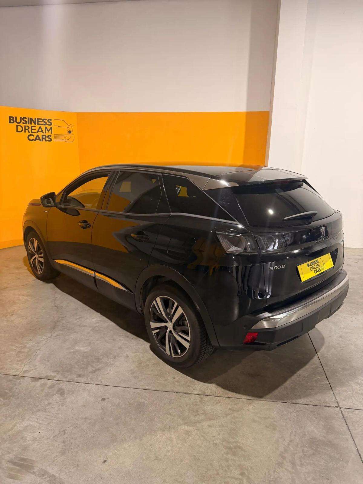 peugeot-3008-2023-hibrido-a-gasolina-1598cc