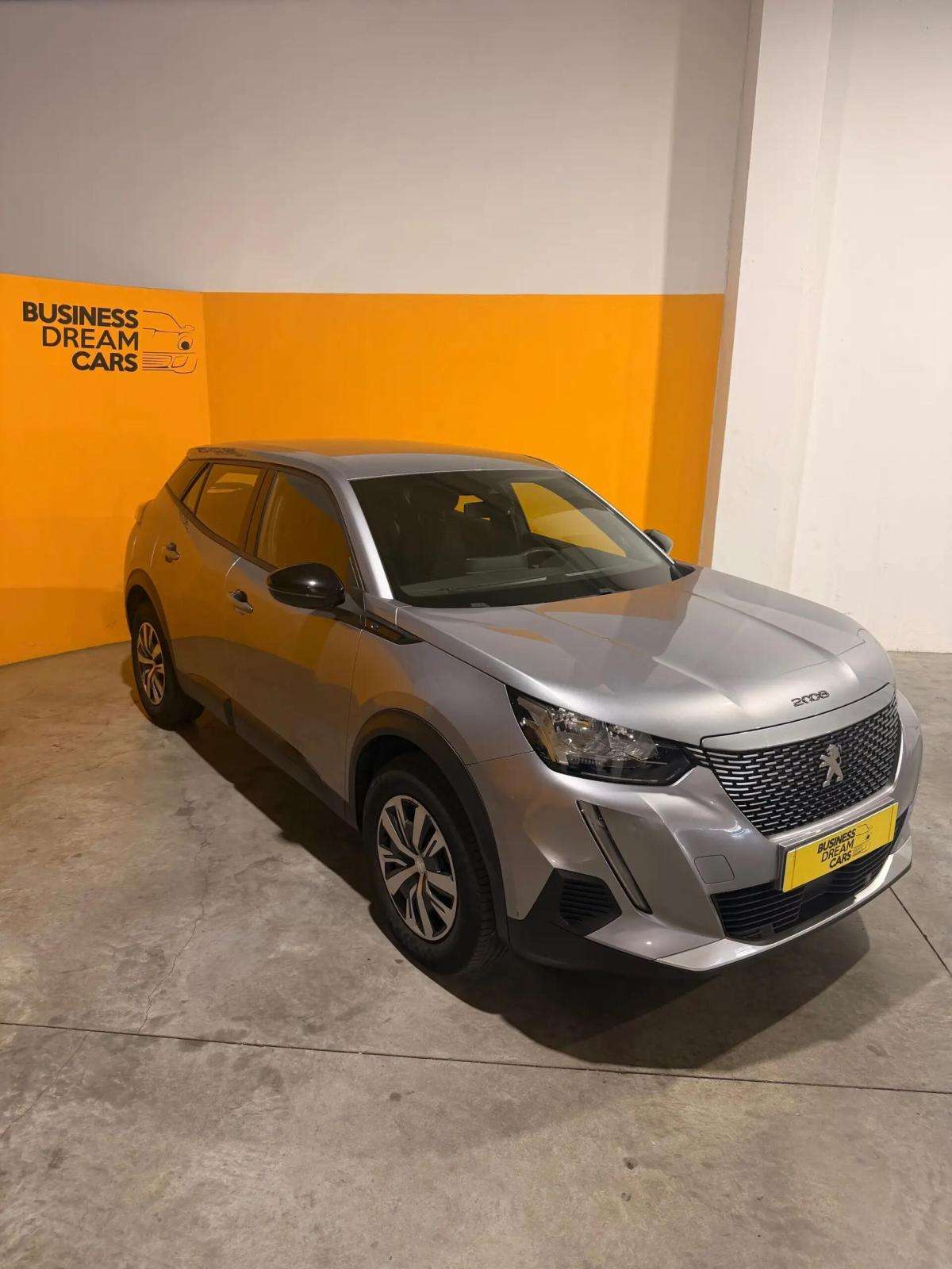 peugeot-e-2008-2022-eletrico-0cc