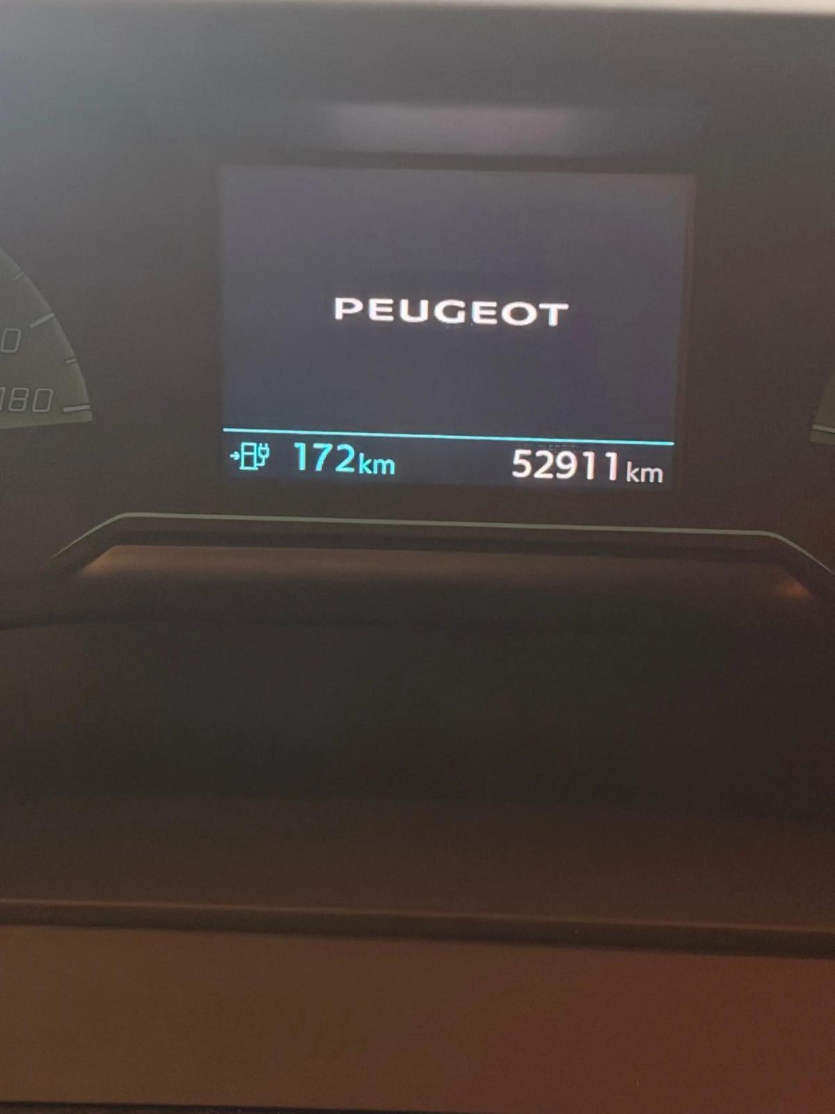 peugeot-e-2008-2022-eletrico-0cc